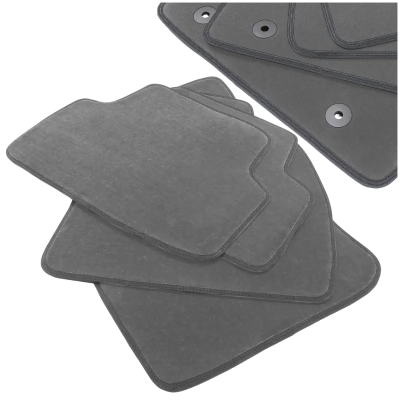 Dywaniki Samochodowe Welurowe Alfa Romeo Gulietta 2010-2018r Exclusive Komplet Szare